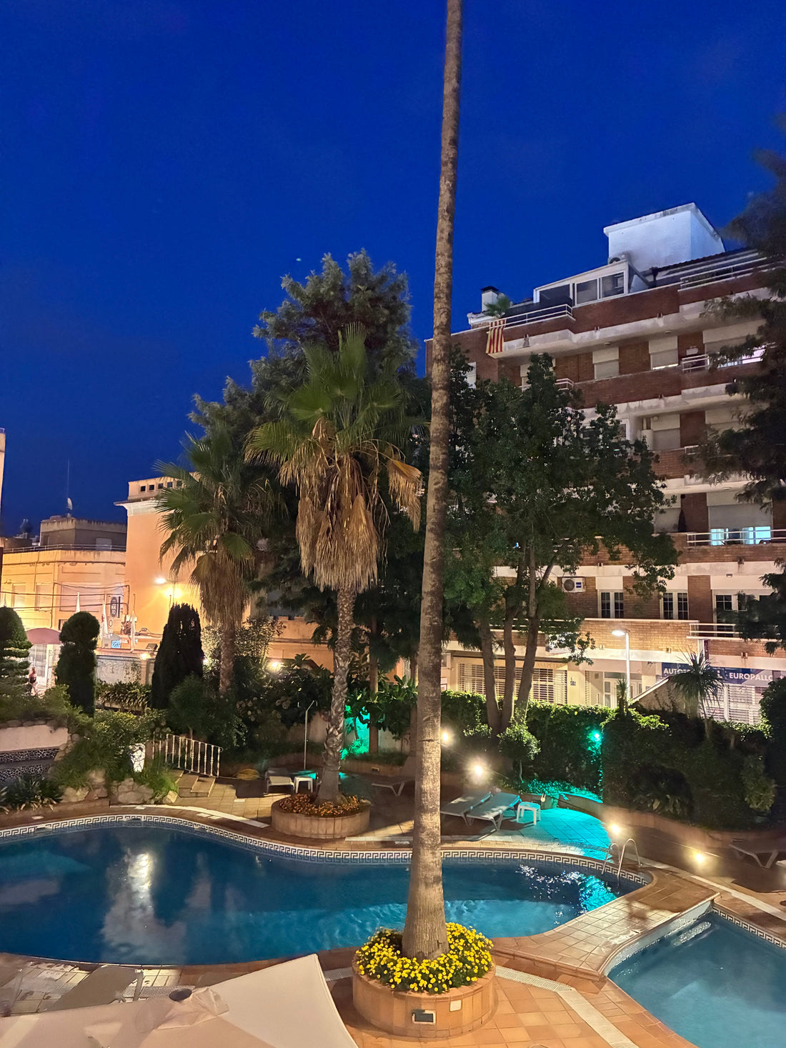 Enseigne lumineuse pour hôtel : 8 idées pour valoriser votre établissement